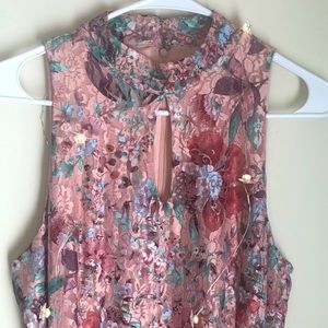 DONATED 💕 New York & Company - Floral Lace Dress 💕